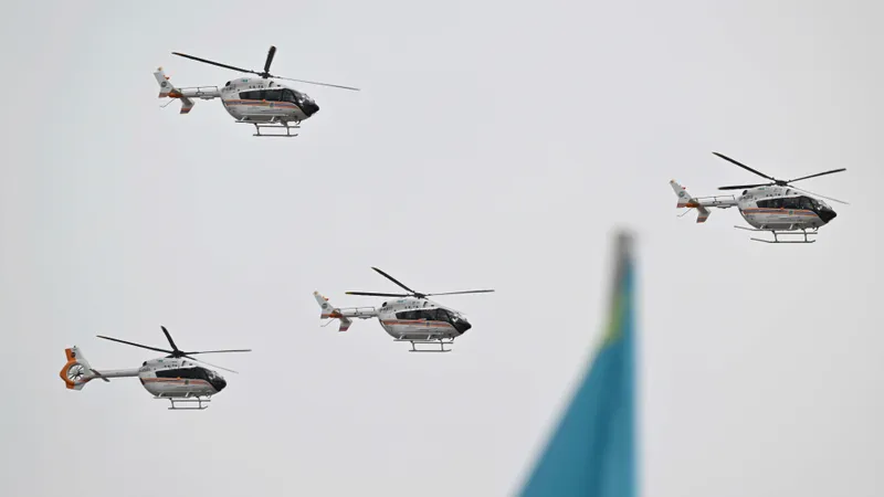 Страшный пожар в Алгабасе: еще одну пострадавшую на вертолете доставили в Шымкент