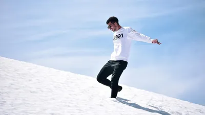 Человек, горы, снег, фото - Новости Zakon.kz от 23.10.2025 05:59