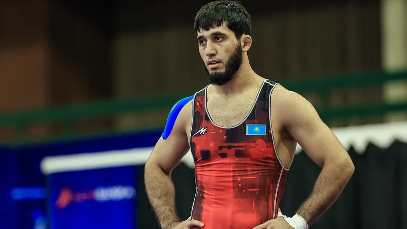 Казахстанец завоевал "бронзу" на чемпионате мира по греко-римской борьбе