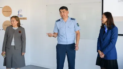 Патрульная полиция, Актау, тренинг, разговорный английский язык, иностранные туристы, фото - Новости Zakon.kz от 23.10.2025 16:42
