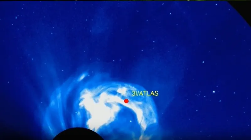 "Как у инопланетян с метеочувствительностью?": плазма с Солнца ударит по летящему к Земле загадочному объекту