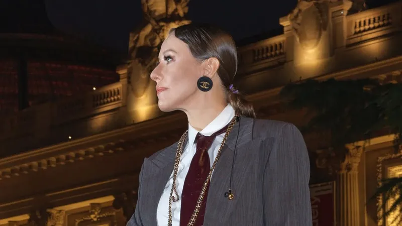 Ксения Собчак подала документы на ВНЖ Испании для себя и сына