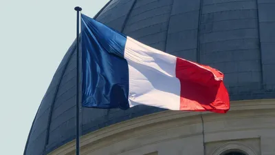 Флаг Франции, фото - Новости Zakon.kz от 25.10.2025 05:59