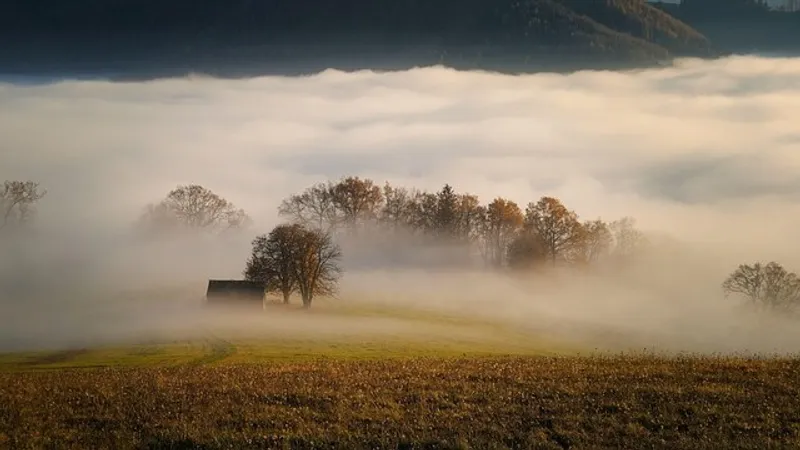 Какие области Казахстана затронуло штормовое предупреждение