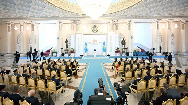 Токаев выступил на торжественном мероприятии по случаю Дня Республики