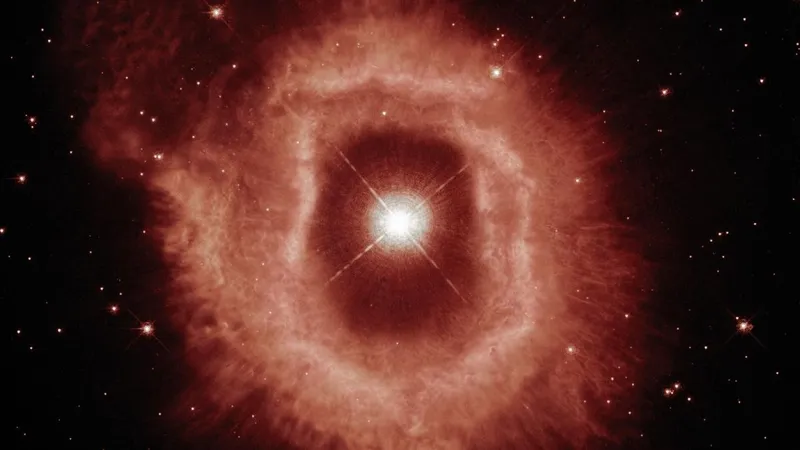 Невероятно "прожорливую" планету обнаружили астрономы