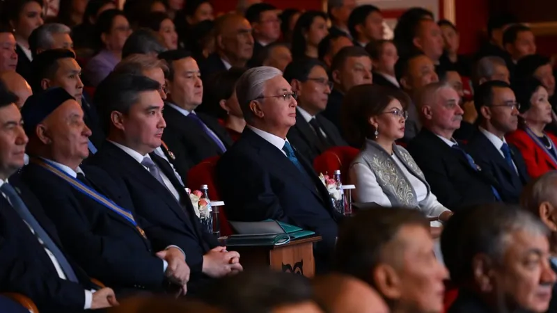 Токаев посетил торжественный концерт по случаю Дня Республики