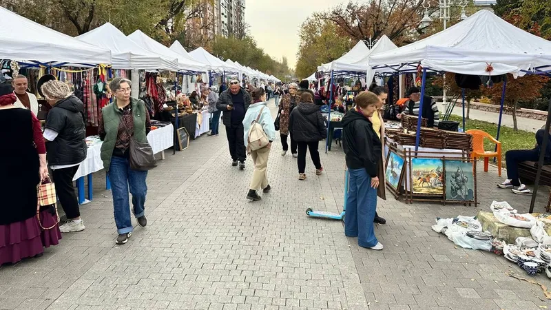 Как отметили День Республики в Алматы – фоторепортаж