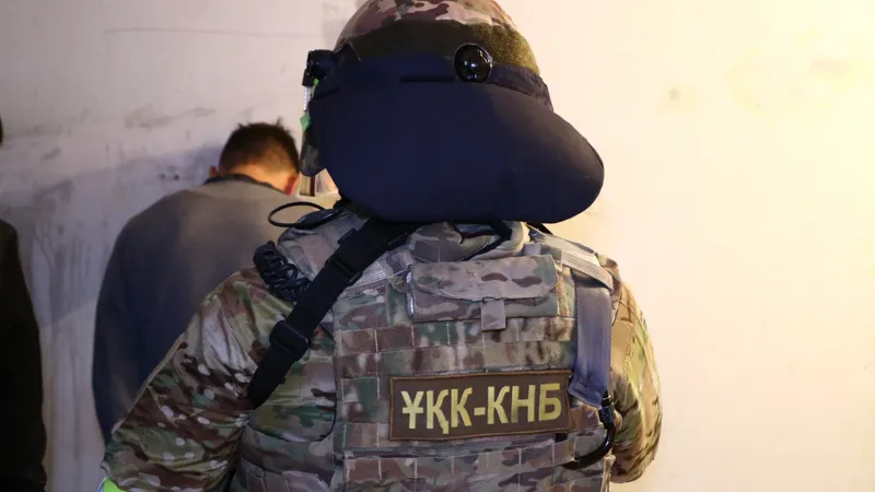 Терроризм, ОПГ и оружие: глава КНБ отчитался перед президентом