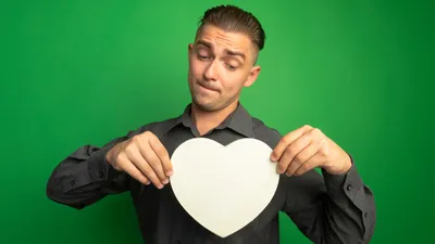 Человек, сердце, фон, фото - Новости Zakon.kz от 27.10.2025 08:16