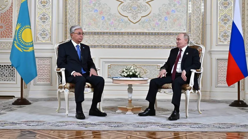 Токаев провел телефонный разговор с Путиным