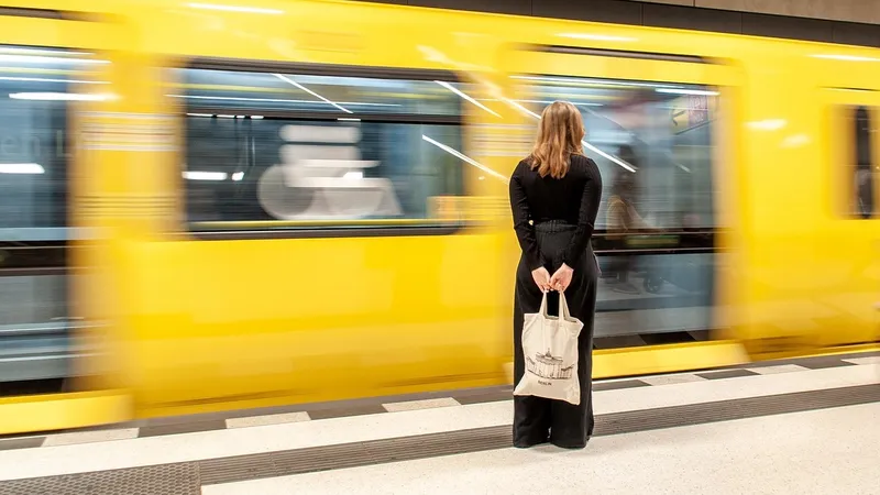 Гороскоп на понедельник: день начнется спокойно, но завершится неожиданно