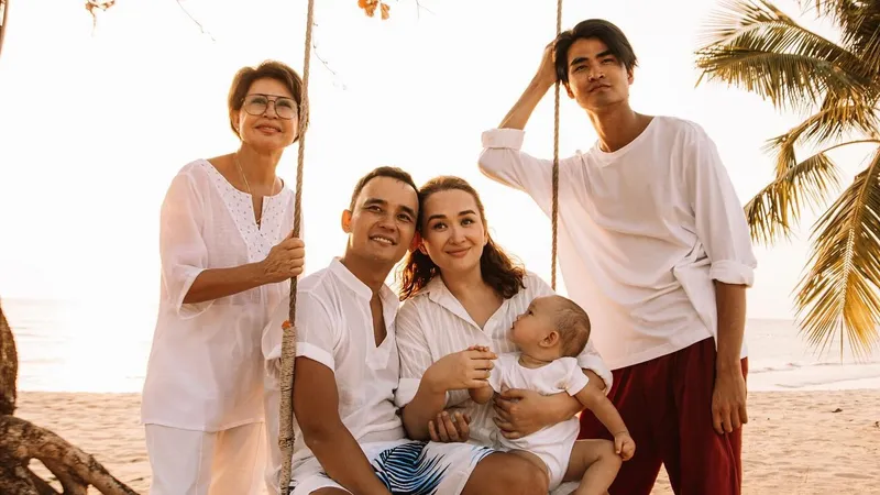 Сыновья и невестка публично обратились к Розе Рымбаевой