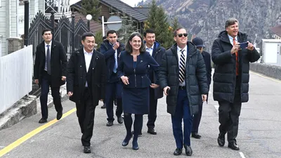 гости из США на Чимбулаке, фото - Новости Zakon.kz от 28.10.2025 16:14