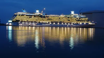 круизное судно охватило огнем на реке Нил, фото - Новости Zakon.kz от 29.10.2025 22:06