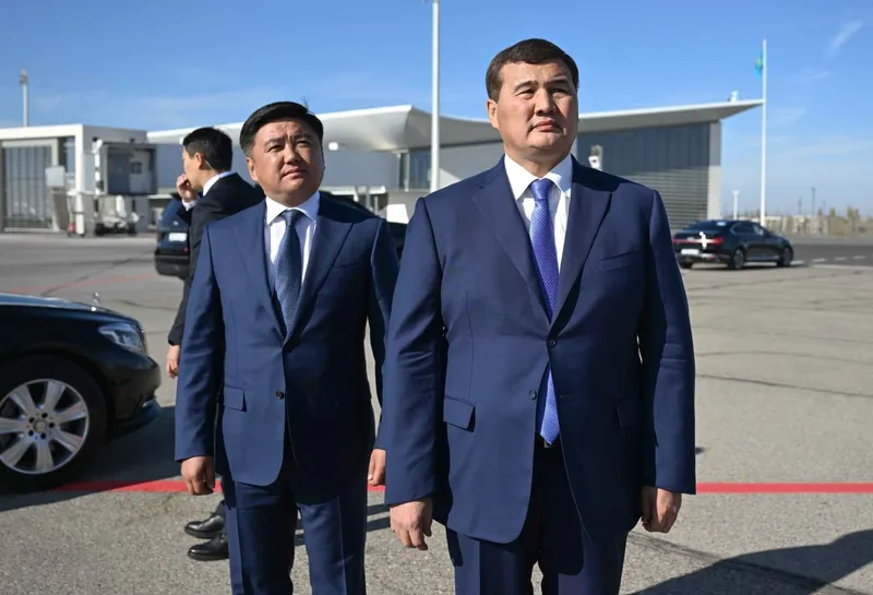 чиновники, фото - Новости Zakon.kz от 30.10.2025 11:59