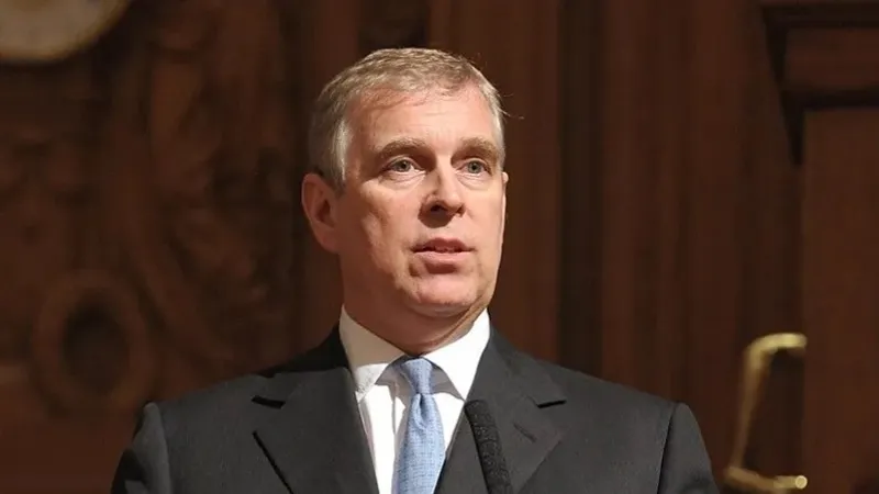 Король Чарльз лишил родного брата титула принца и выселил его из Виндзора из-за скандала