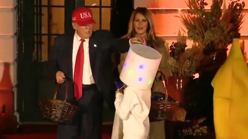 Трамп снова наносит удар: глава США пошутил над ребенком в Белом доме