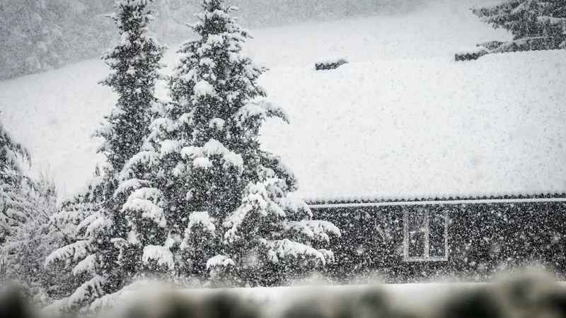 Первое дыхание зимы: снегопад и мороз до -13°C обрушатся на Казахстан уже в начале ноября