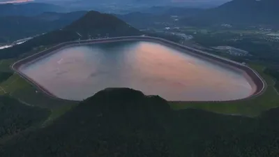 Новая станция в городе Цзюйжун , фото - Новости Zakon.kz от 31.10.2025 07:40