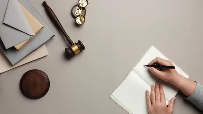 Юрист, юристы, юриспруденция, юридический консультант, юридическая помощь, право, правоведение, правовая система, адвокат, адвокаты, закон, законы, адвокатская контора, законодательство, судебная система, ЧСИ, частный судебный исполнитель, фото - Новости Zakon.kz от 17.04.2026 15:57