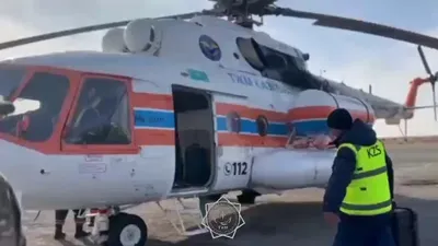 пропавшего мужчину нашли и на вертолете доставили в больницу, фото - Новости Zakon.kz от 01.11.2025 19:16