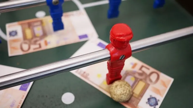 Скандал в Федерации футбола Турции: более 40 судей уличили в ставках на спорт