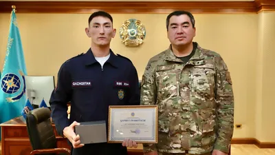 спаси от прыжка девушку, фото - Новости Zakon.kz от 01.11.2025 14:40