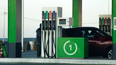 АЗС, фото - Новости Zakon.kz от 01.11.2025 09:37