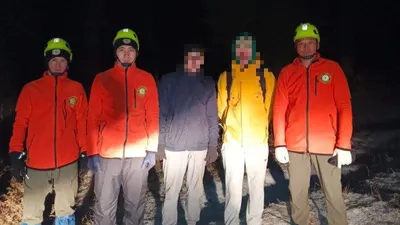 помощь спасателей, фото - Новости Zakon.kz от 02.11.2025 22:11