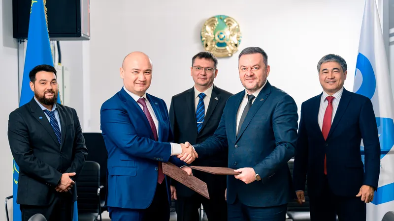 ҚазАвтоЖол и Qarmet Recycling подписали меморандум о сотрудничестве в сфере экологичных дорожных технологий