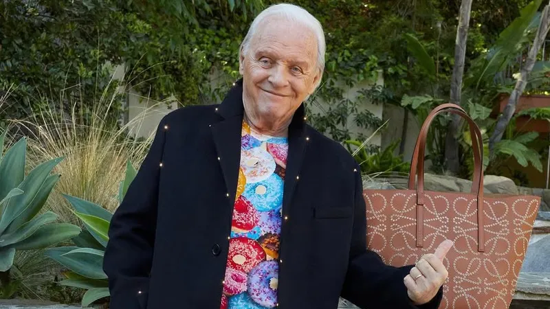 У Энтони Хопкинса заподозрили психическое расстройство