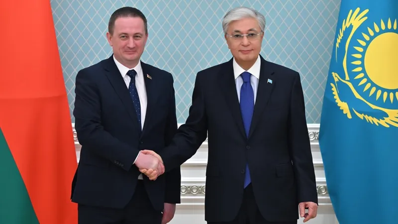 Глава государства принял премьер-министра Беларуси Александра Турчина