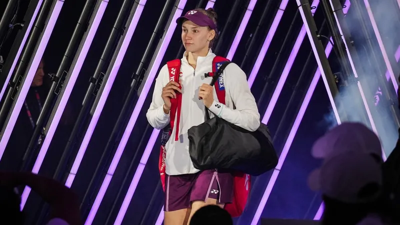Елена Рыбакина одержала третью победу подряд на WTA Finals
