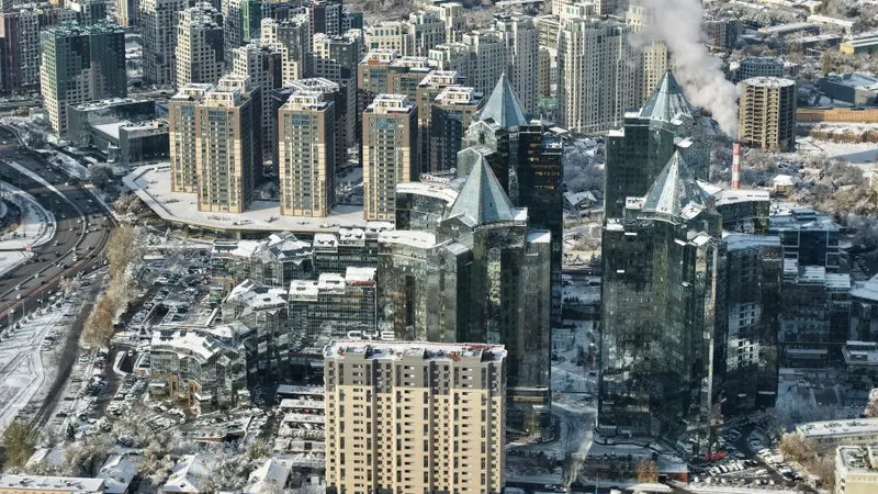 Покупка квартиры в Алматы: появился список ЖК, имеющих разрешения на привлечение дольщиков