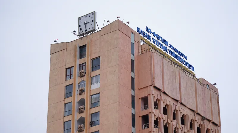 Скандал в КазНУ: в Сеть утекли персональные и медицинские данные студентов