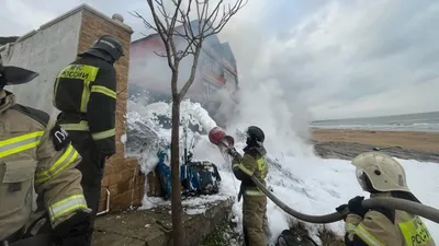 Вертолет с пассажирами упал на частный дом в Дагестане