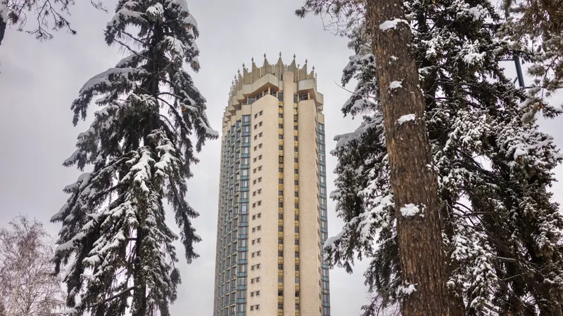 Опасная погода: в Астане, Алматы и 17 областях объявили штормовое предупреждение