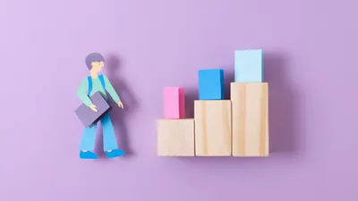 Фигурки, человек, график, ступени, фото - Новости Zakon.kz от 08.11.2025 17:43