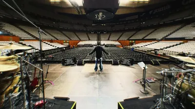 сцена, фото - Новости Zakon.kz от 09.11.2025 17:57