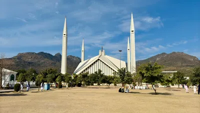 Улица, люди, здание, фото - Новости Zakon.kz от 12.11.2025 02:59