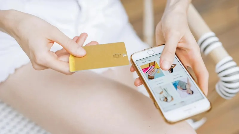 Сведения о платежах в пользу иностранных интернет-продавцов будут представлять банки в КГД