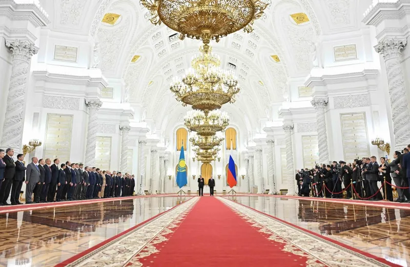 встреча президента Токаева в Кремле, фото - Новости Zakon.kz от 12.11.2025 16:36