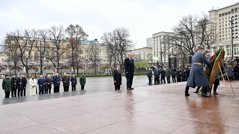 С чего начал Токаев второй день в Москве