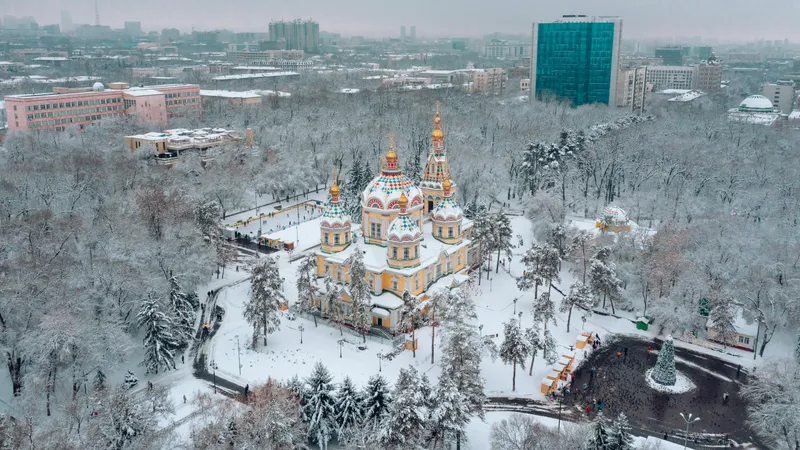 Аяз бен қар: қазақстандықтарға қолайсыз ауа райы жайлы ескертілді