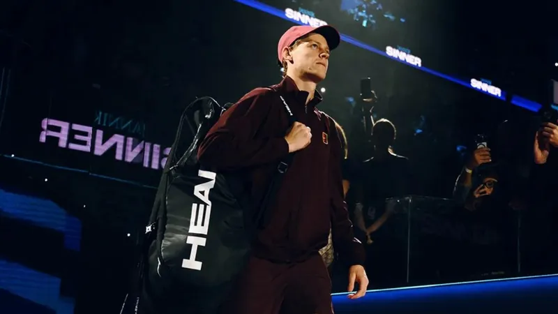 На мужском Итоговом турнире года определился первый полуфиналист