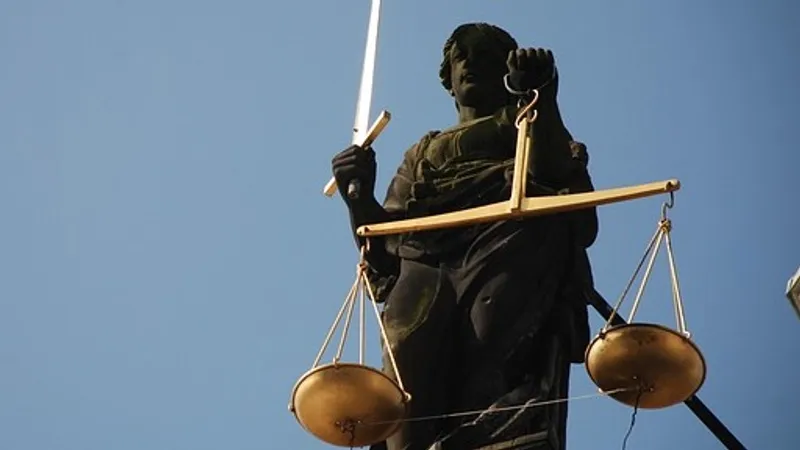 Китайскую "криптокоролеву" приговорили к 12 годам тюрьмы