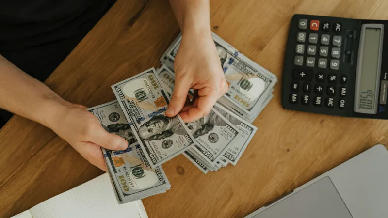 Курсы валют в обменниках Астаны и Алматы на 23 января