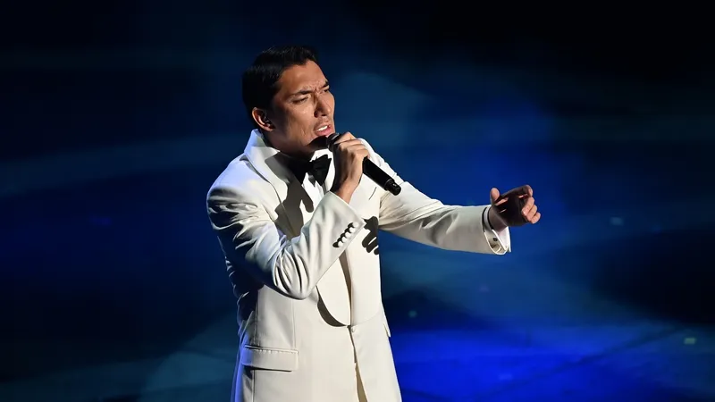 "Вы и есть золото": Алишер Каримов опубликовал видео с похвалой от Владимира Путина