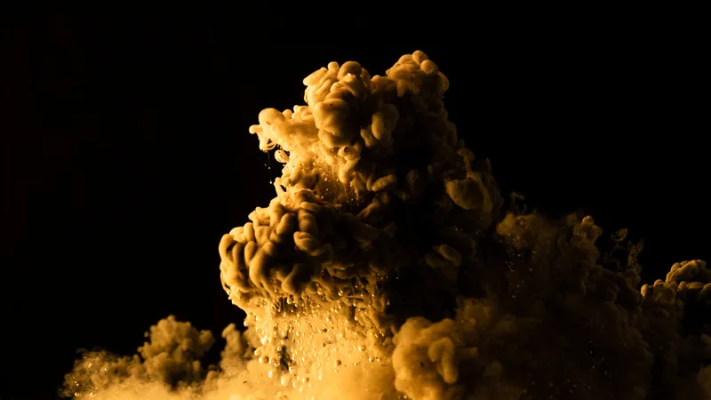 Взрыв в полицейском участке в Индии унес жизни девяти человек